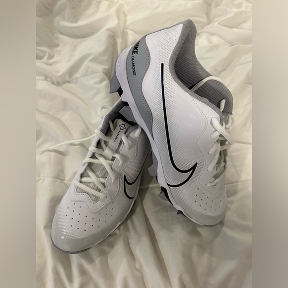 Mens Size 10.5 Nike Alpha Huarache 4 Kystn Baseball Cleats White & Gray New - Picture 1 of 5